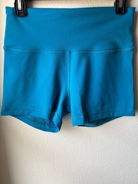 NWOT Lululemon High-Rise Wunder Blue Shorts